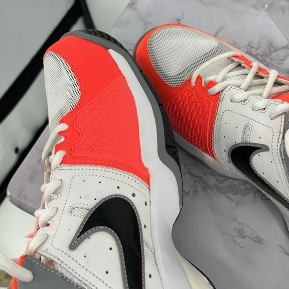 NIKE AIR CAGE COURT Sneakers Sz 13 White‎ Neon Coral Athletic Running Casual - Picture 7 of 10